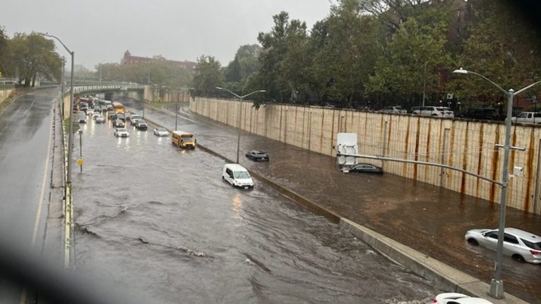 New York Flash Flood Videos: Intense Rainfall Triggers Massive Flooding in Queens, Brooklyn And Other Parts of City