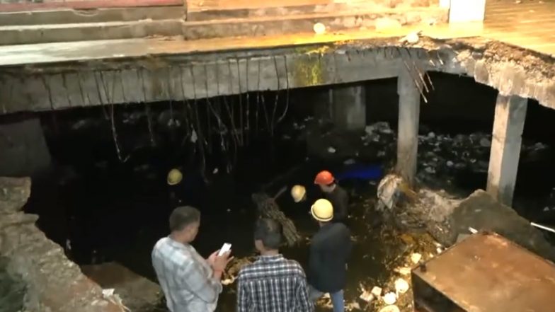 Gujarat: Drainage Slab Caves in Under Weight of Crowd Near Ganesh Pandal in Rajkot, 12 Injured (Watch Video)