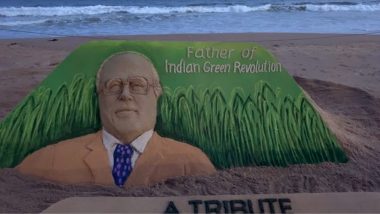 MS Swaminathan Dies: Sand Artist Sudarsan Pattnaik Pays Tribute to Father of ‘Green Revolution’ in India With His Sand Sculpture (See Pic)