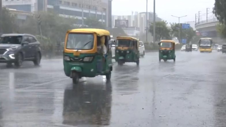 Delhi Rains: Heavy Rainfall, Strong Winds Hit Delhi, Ghaziabad, Noida, Gurugram and Other Parts of Delhi-NCR (See Pics and Videos)