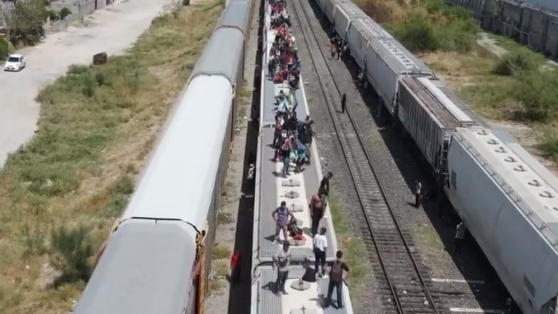 Texas: Shocking Video Shows Huge Number Of Migrants On Top Of Trains ...