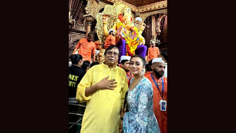 Bigg Boss 16 Fame Tina Datta Visits Mumbai’s Lalbaugcha Raja With Her Father (View Pics)