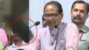 Shoe Thrown at Shivraj Singh Chouhan? Old Video Showing Footwear Hurled at Madhya Pradesh CM During Public Event Goes Viral Again