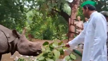World Rhino Day 2023: Bihar Minister Tej Pratap Yadav Feeds Rhinoceros During His Visit to Patna Zoo, Video Surfaces
