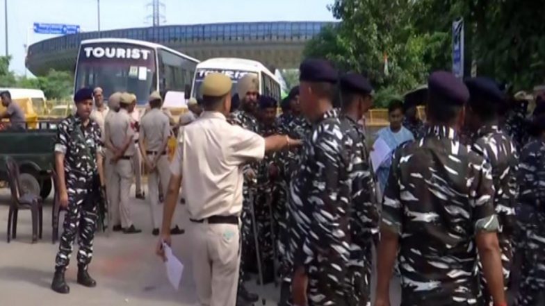G20 Summit 2023: Tibetan Community Stage Protest Against Chinese Government Near Majnu Ka Tilla in Delhi (Watch Video)