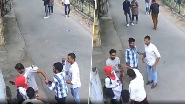 Uttar Pradesh Shocker: Young Man Targeted with Religious Slurs and Beaten With Brick in Meerut's College, Assault Video Surfaces