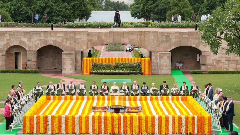 G20 Summit 2023: PM Narendra Modi, US President Joe Biden, UK Counterpart Rishi Sunak and Other Leaders Pay Homage to Mahatma Gandhi at Rajghat (See Pics and Video)