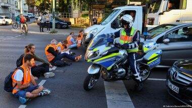 Berlin: Climate Activists Block Roads, Chaotic Weeks Ahead