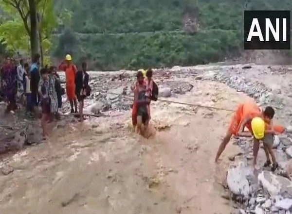 India News | 112 Roads Including National Highway Blocked Due to Rainfall in Himachal Pradesh