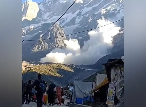India News | Avalanche Hits Sumeru Mountain in Uttarakhand