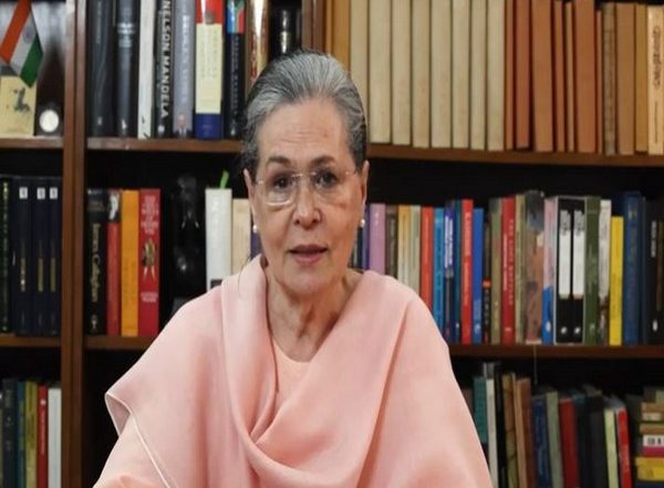 Sonia Gandhi Health Update: Congress Leader Discharged From Hospital in Delhi After Treatment