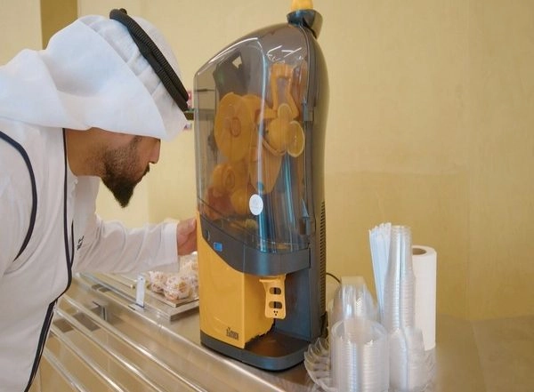World News | Dubai Municipality Carries out over 350 Inspections at School Canteens to Ensure Food Safety