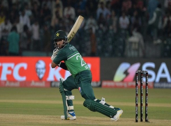 Sports News | Asia Cup, Super 4: Imam, Rizwan's Herculean Knocks Guide Pakistan to 7-wicket Victory Against Bangladesh