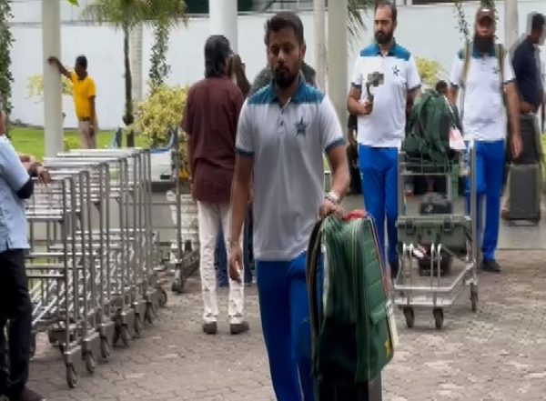 Sports News | Pakistan Team Arrive in Colombo Ahead of Intense Clash Against India in Asia Cup