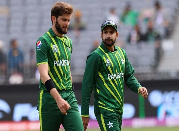 Sports News | Pakistan Are Dangerous with New Ball, Reminds Me Era of 'two W’s': Shoaib Akhtar