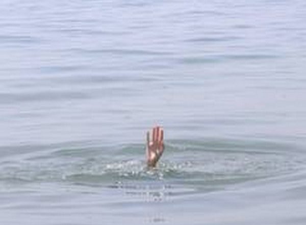 Delhi Shocker: 2-Year-Old Boy Dies After Drowning in Swimming Pool While Playing in Gadaipur Area