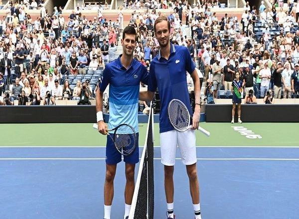 Sports News | US Open: Djokovic Aims to Level Margaret's Record of 24 Grand Slams, Set to Lock Horns with Medvedev