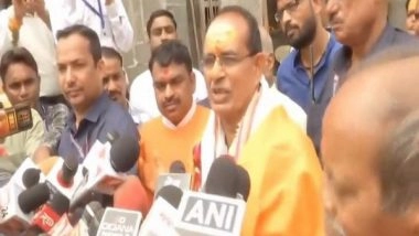 India News | MP CM Chouhan Visits Mahakaleshwar Temple to Thank Baba Mahakal for Good Rain in State