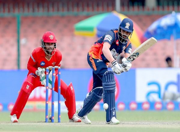 Sports News | UPT20: Shiva Singh Stars in Kashi Rudras 4-run Win over Kanpur Superstars