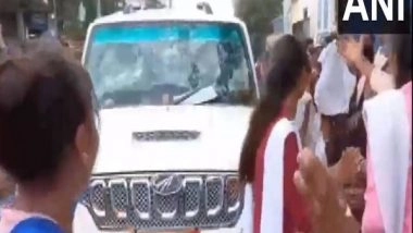 India News | Bihar: Miffed over Poor Seating Arrangements in School, Girl Students Vandalise Official’s Car