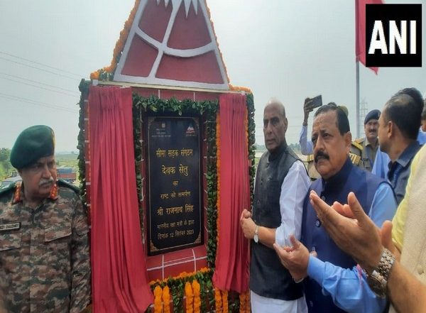 India News | Rajnath Singh Dedicates 90 Infrastructure Projects of BRO Worth over Rs 2,900 Cr