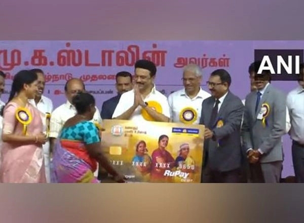 India News | Tamil Nadu CM Stalin Launches Kalaignar Women's Rights Fund Scheme in Kanchipuram