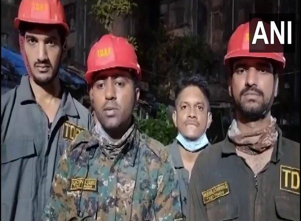 Thane Building Collapse: Rescues Operation Called Off After Three People Rescued, Two Dead in Dombivli (Watch Video)