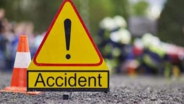 Uttar Pradesh Accident: Four Dead as Car Rams Into Truck on Delhi-Agra National Highway in Mathura