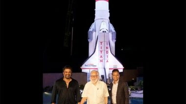 Business News | The Grand Rocket in 'Kanakia Silicon Valley' Unveiled, Rockey Boys: R Madhavan and Nambi Narayanan Sir Cheer for the Rocket of Another Kind!