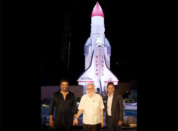 Business News | The Grand Rocket in 'Kanakia Silicon Valley' Unveiled, Rockey Boys: R Madhavan and Nambi Narayanan Sir Cheer for the Rocket of Another Kind!