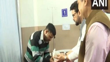 India News | Anurag Thakur Distributes Fruits to Patients on PM Modi's 73rd Birthday