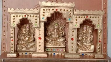 India News | Odisha: Eco-friendly Idol of Lord Ganesha Crafted in Solid Clay by Bhubaneswar-based Miniature Artist Ahead of Ganesh Chaturthi