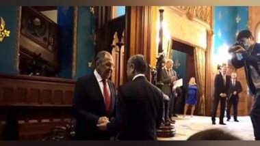 World News | Russian Foreign Minister Lavrov Meets Chinese Counterpart in Moscow