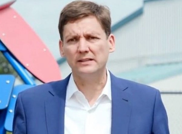 World News | British Columbia Premier Backs Trudeau on Allegations Against India, Asks for All Facts