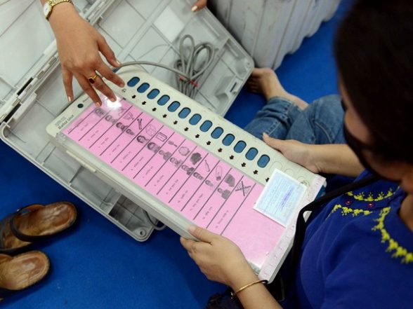 India News | SC Refuses to Entertain PIL for Audit of EVM Software - Vimarsana News