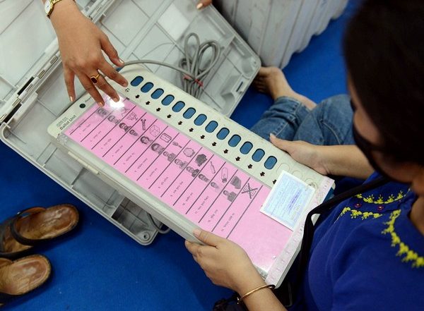 India News | SC Refuses to Entertain PIL for Audit of EVM Software
