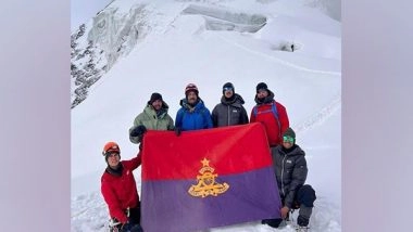India News | Indian Army Mountaineering Team Scales Mount Kang Yatse &ndash;II