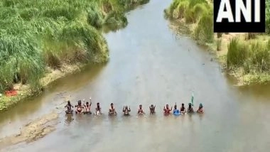 India News | Tamil Nadu: Trichy Farmers Protest over Cauvery Water Dispute with Karnataka