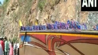 India News | Private Bus Hits Rock on Slope Near Ambaji in Gujarat’s Banaskantha, 35 Pilgrims Injured