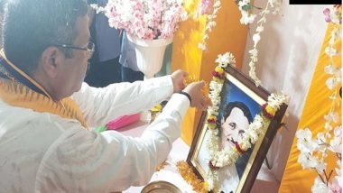 India News | Odisha: Union Minister Pradhan Pays Floral Tribute to Pandit Deendayal Upadhyaya on His Birth Anniversary &nbsp;