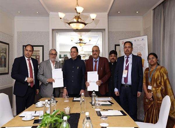World News | Uttarakhand Govt Signs MoU Worth Rs 3800 Cr with Industrial Group Kayan Jet in London
