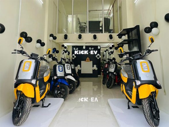 Business News | KICK-EV Has Set Its Sights on Establishing 150 Experience Centers Nationwide by FY23-24, Accompanied by an Unmatched 5-year Warranty Offer - Vimarsana News