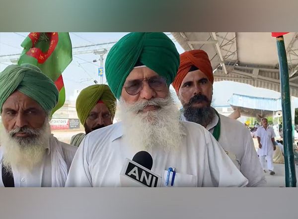 India News | Rail-Roko Protest: Govt Should Also Increase Guaranteed Work Days Under MGNREGA to 200, Says BKU Krantikari Chairman
