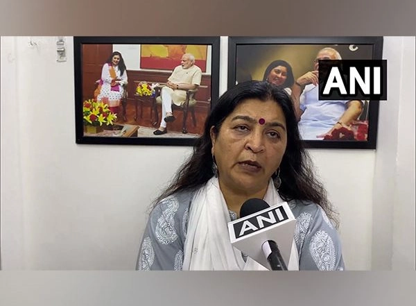 India News | MP: NCPCR Member Visits Indore's MTH Hospital to Enquire About Health of Ujjain Minor Rape Survivor