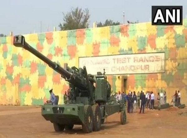 India News | Army Moves over Rs 6,500 Cr Deal to Defence Ministry for Procurement of 400 Howitzers from 'desi' Firms