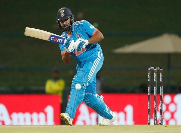 Sports News | ICC Cricket World Cup: India Wins Toss, Elects to Bat First Against England in Warm-up Match