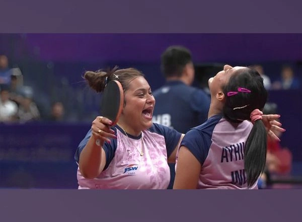 Sports News | Asian Games: Sutirtha-Ayhika Beat World No. 2 Chinese Pair to Assure Bronze in Table Tennis 