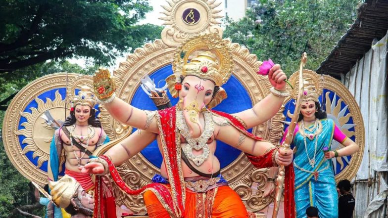 Chinchpokli Cha Chintamani 2023 First Look Out: Watch Video of Mukh Darshan of Mumbai's Famous Ganpati Idol