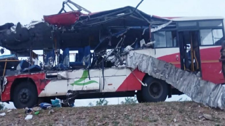 Karnataka Road Accident: Four Killed, Ten Others Injured in Truck-Bus Collision in Chitradurga District