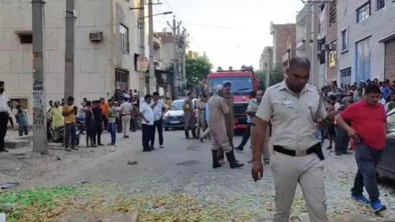 Delhi Factory Blast Video: Two Dead, Four Injured After Explosion at Plastic Factory in Bawana Area